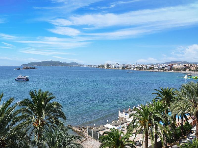 Aparthotel Vibra Club Maritim Sant Antoni de Portmany Екстериор снимка
