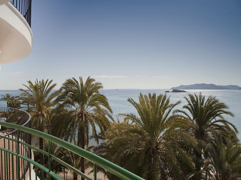 Aparthotel Vibra Club Maritim Sant Antoni de Portmany Екстериор снимка