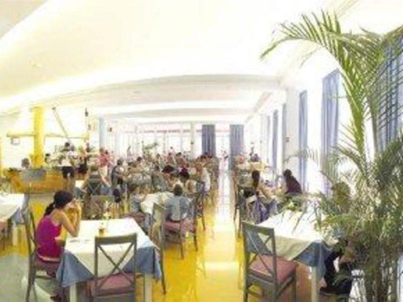 Aparthotel Vibra Club Maritim Sant Antoni de Portmany Екстериор снимка
