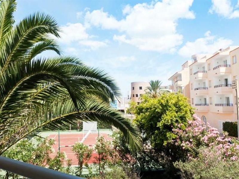 Aparthotel Vibra Club Maritim Sant Antoni de Portmany Екстериор снимка