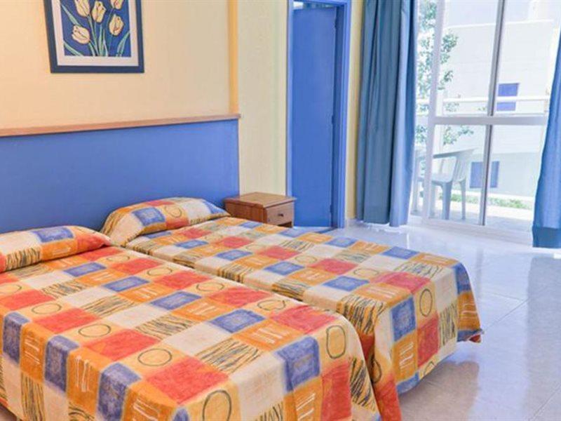 Aparthotel Vibra Club Maritim Sant Antoni de Portmany Екстериор снимка