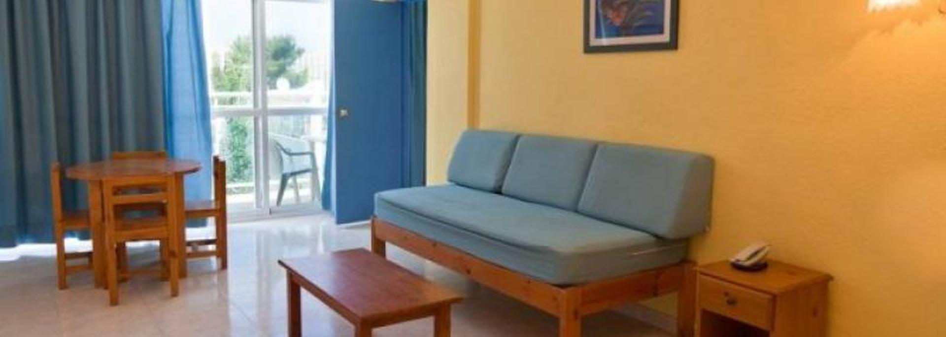 Aparthotel Vibra Club Maritim Sant Antoni de Portmany Екстериор снимка