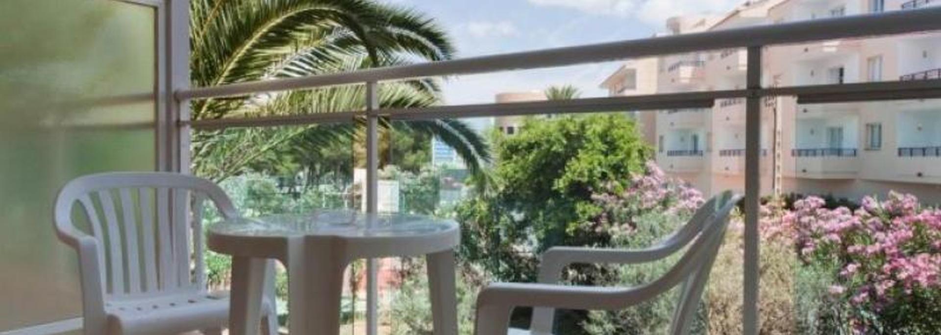 Aparthotel Vibra Club Maritim Sant Antoni de Portmany Екстериор снимка