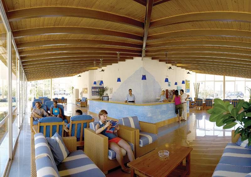 Aparthotel Vibra Club Maritim Sant Antoni de Portmany Екстериор снимка