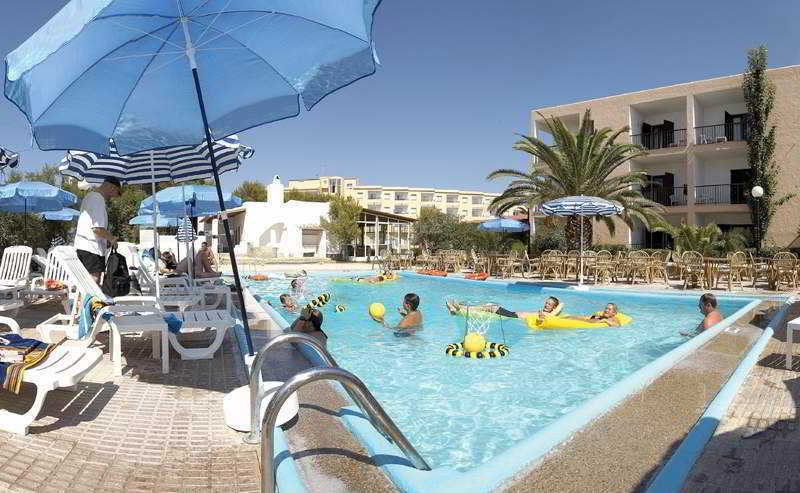 Aparthotel Vibra Club Maritim Sant Antoni de Portmany Екстериор снимка