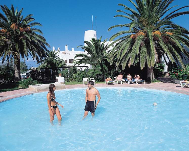 Aparthotel Vibra Club Maritim Sant Antoni de Portmany Съоръжения снимка